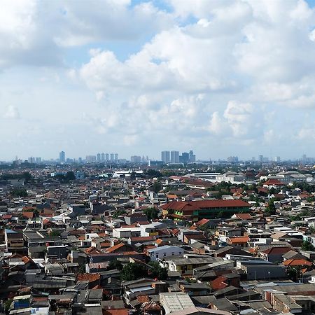 Homey 2Br Bassura City Apartment By Travelio Jakarta Buitenkant foto